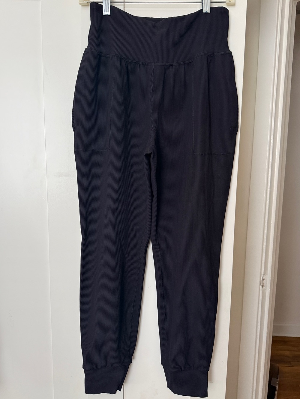 Athleta Salutation Rib Jogger